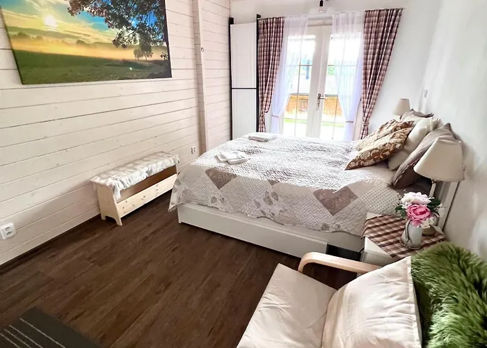 Apartamento Log At Iron Rose In Czech Canada