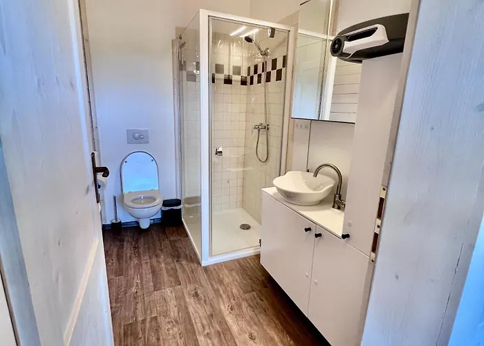 Apartamento Log At Iron Rose In Czech Canada