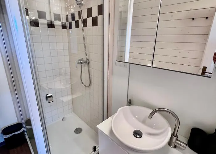 Apartamento Log At Iron Rose In Czech Canada *